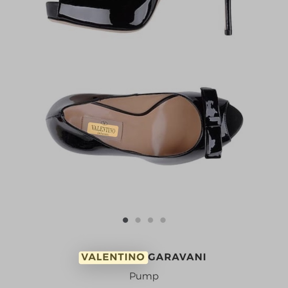 Valentino Garavani Glossy Black Heels